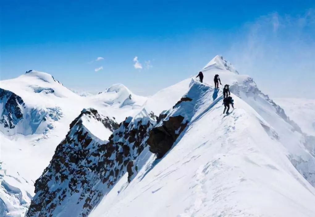 羽绒服实力清仓,羽绒服测评美力城