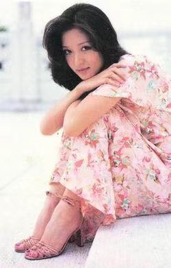 胡因梦那么美，舍得分开？恋足癖，绿帽恐惧症李敖：她便秘太不堪