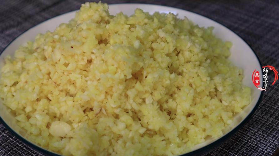 老奶奶50年做辣椒酱的秘方,经典下饭拌面夹馍酱