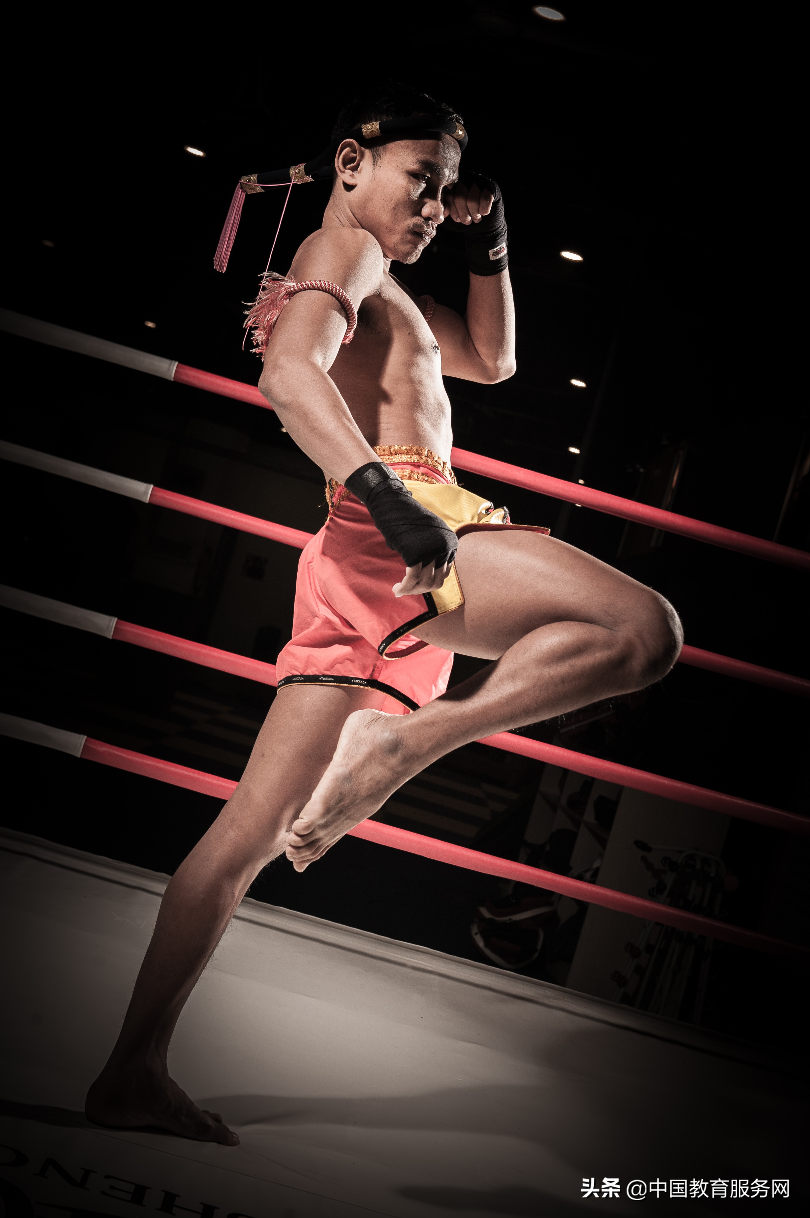 如何让中华文化走向世界,如何让中国走向世界