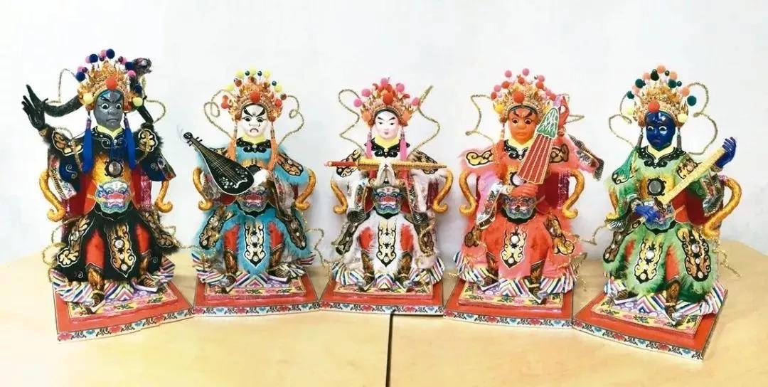 中国人烧给死人的纸扎，登上巴黎设计周，还被法国的博物馆收藏？