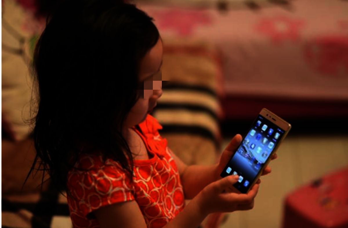 孩子偷看网站会有什么后果,孩子偷看网站会有什么症状