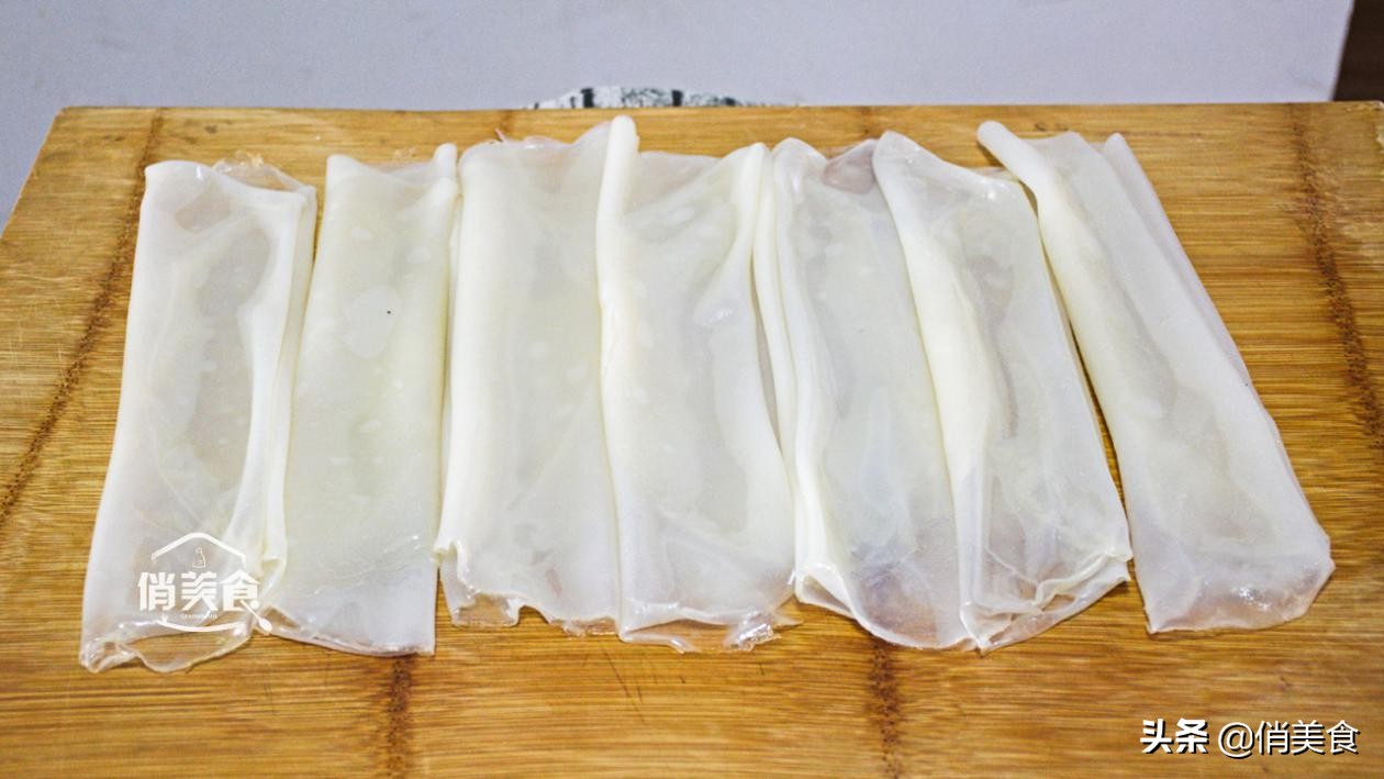 凉皮的正宗做法和配方视频,凉皮最详细的做法