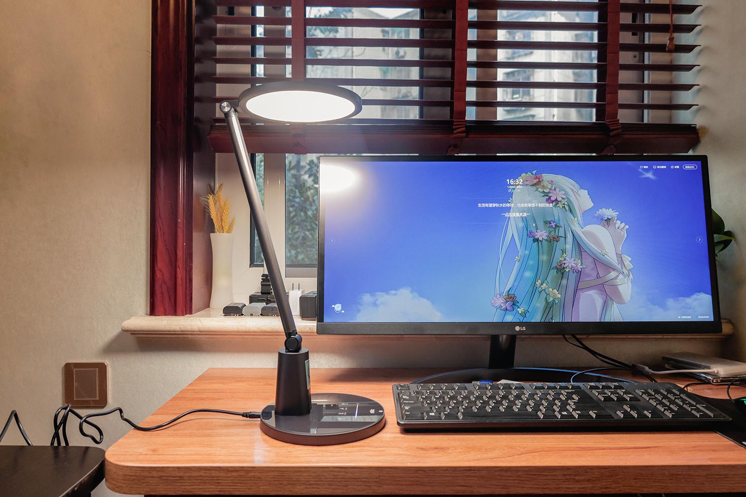 台灯护眼自动调节AA级,自动感应护眼台灯