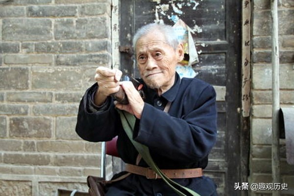 日军投降后国军收缴多少武器,抗日战争日本投降向中国赔款