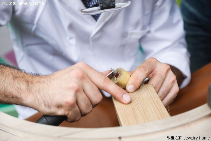 目前24k黄金什么牌子最便宜,24k黄金有玫瑰金色吗