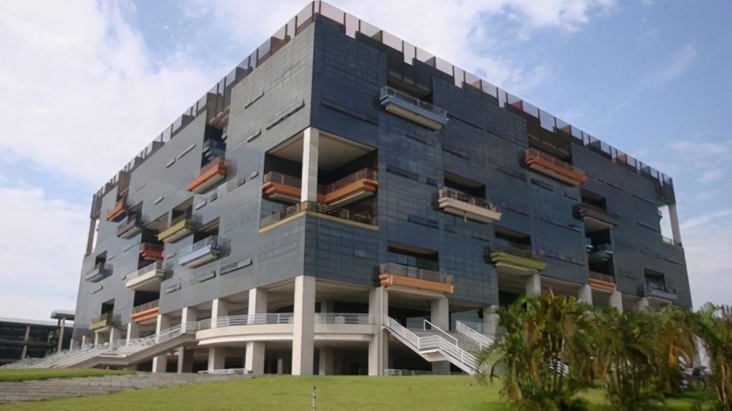 广东工业大学华南理工大学差距,巅峰广东工业大学