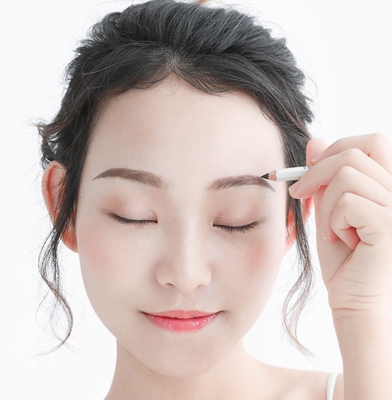 眉毛太浓不好看怎么办,眉毛太淡画什么妆