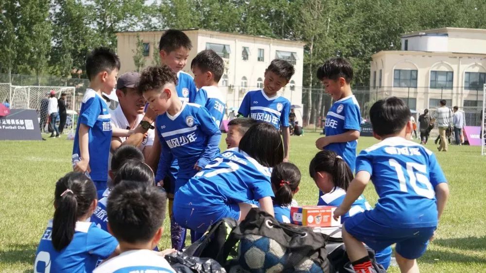 全国青少年校园足球教练报名,招聘小学足球教练