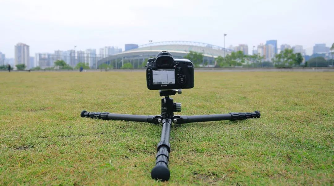 花3000元买一个手机需要多少钱,花3000块买一个手机算贵吗