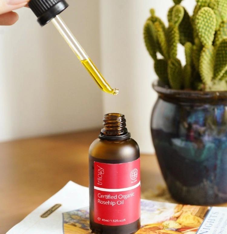 去痘印妊娠纹的神器,祛痘印舒缓精华油干皮