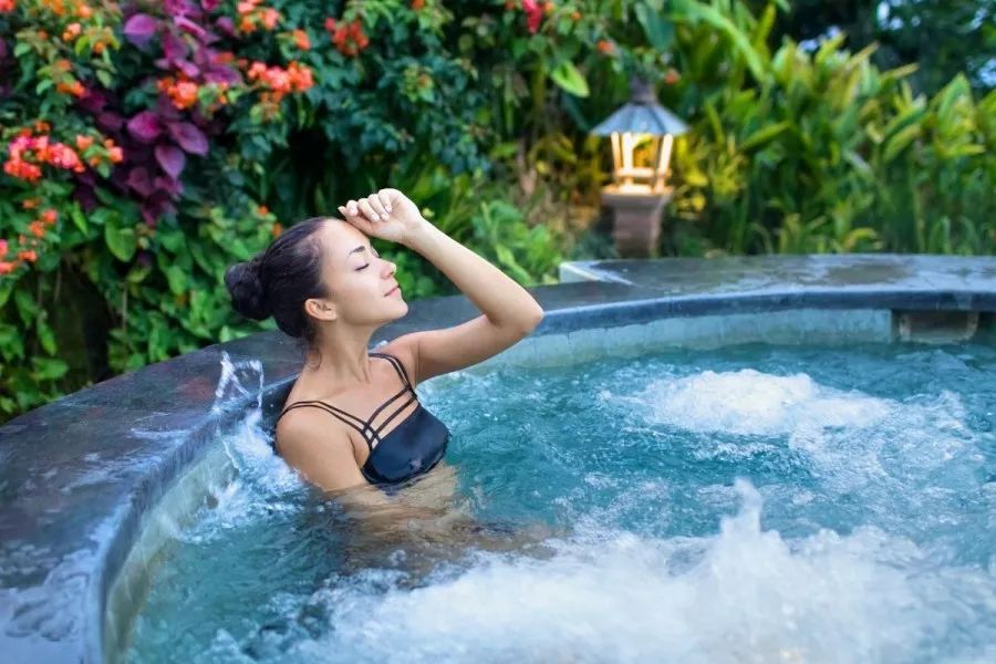 惠州博罗木屋温泉,惠州富力养生谷网红温泉度假别墅