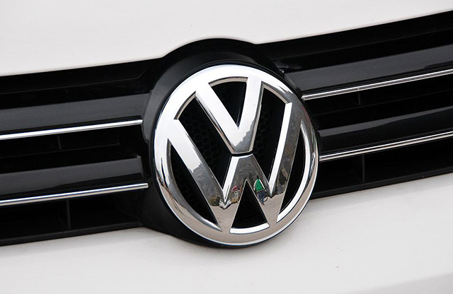 迈腾vs卡罗拉,新款车上市还能买到老款吗