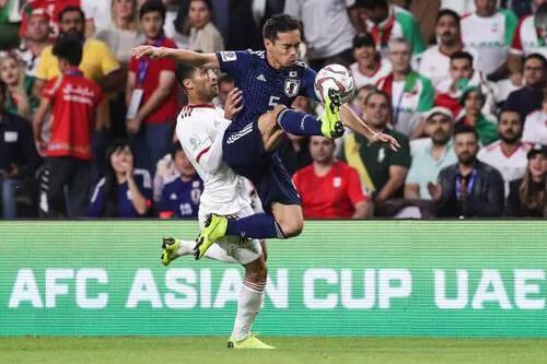 伊朗vs日本2-1足球,日本vs伊朗足球比赛结果如何了