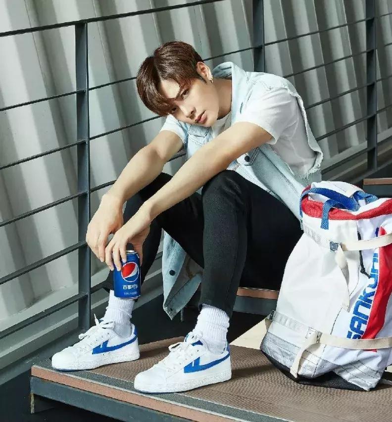 帆布鞋除了匡威万斯还有什么牌子,帆布鞋除了vans和匡威还有什么