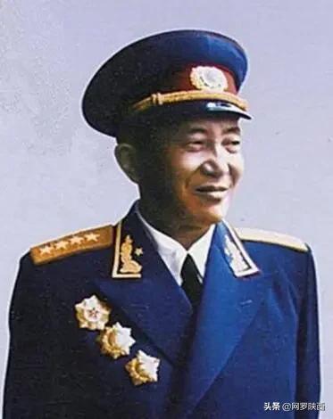 中国十大元帅和十大将军,中国开国十大将军照片全集