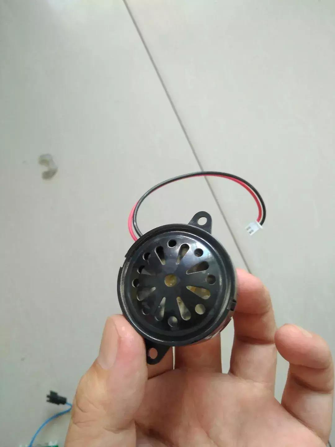 爱玛电动车锁住了钥匙坏了怎么开,电动车电门开关接触不良