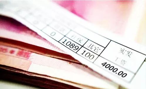 新加坡钢琴老师月薪,月薪两万钢琴老师