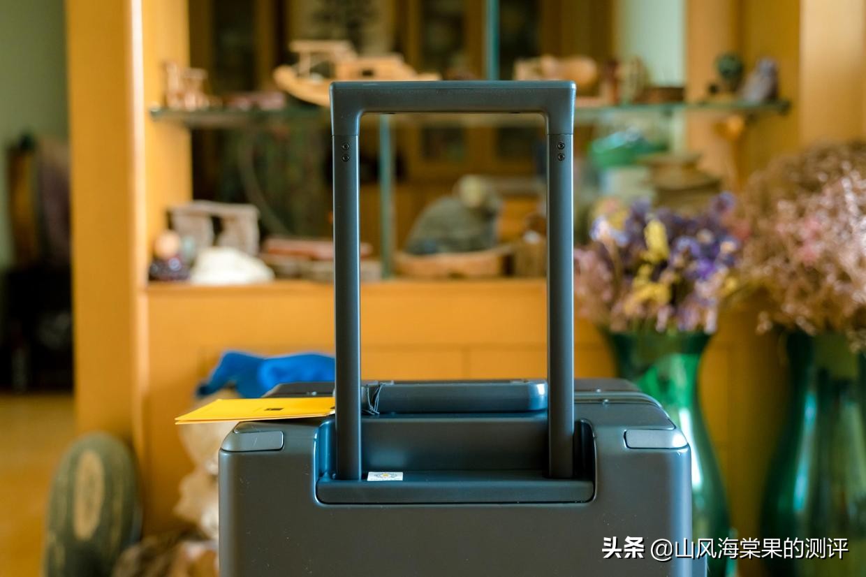 地平线八号行李箱个性装扮,地平线八号行李箱如何鉴定为正品