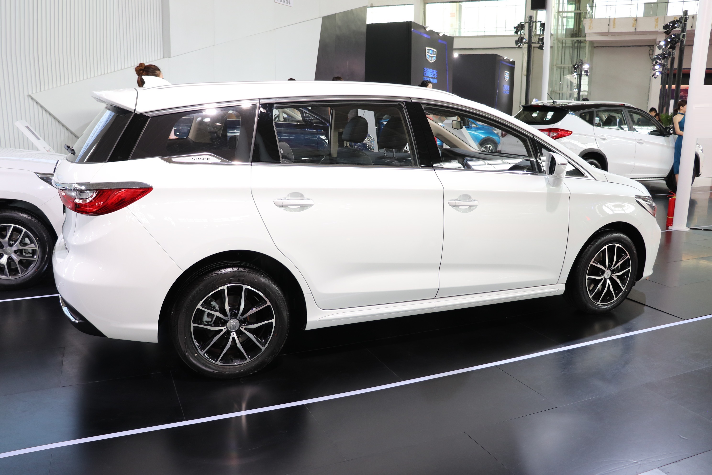 比亚迪宋max好在哪里,比亚迪宋max车主口碑