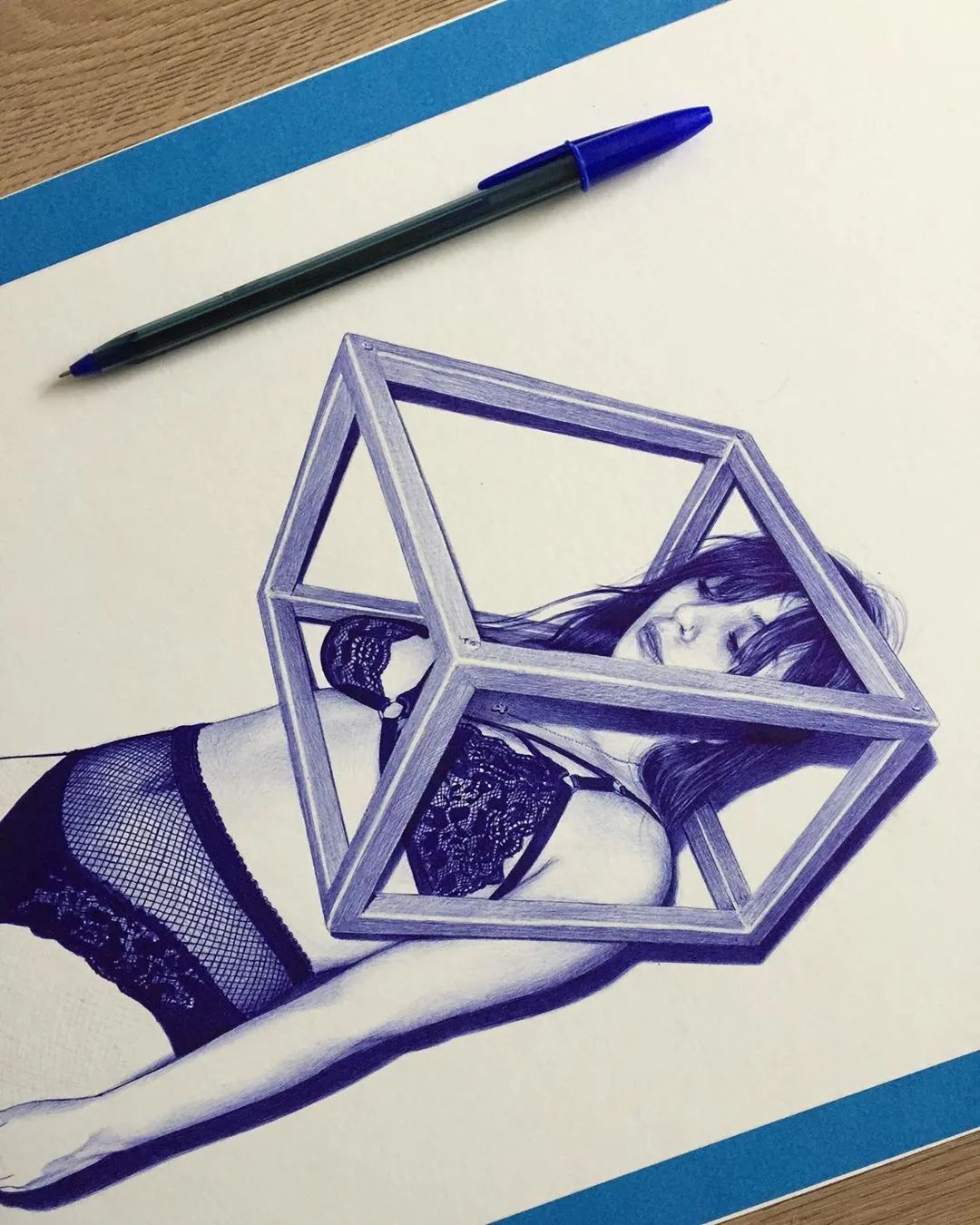 笔尖下的女人火辣性感身材,一天时间7000万*放播**量,网友围观