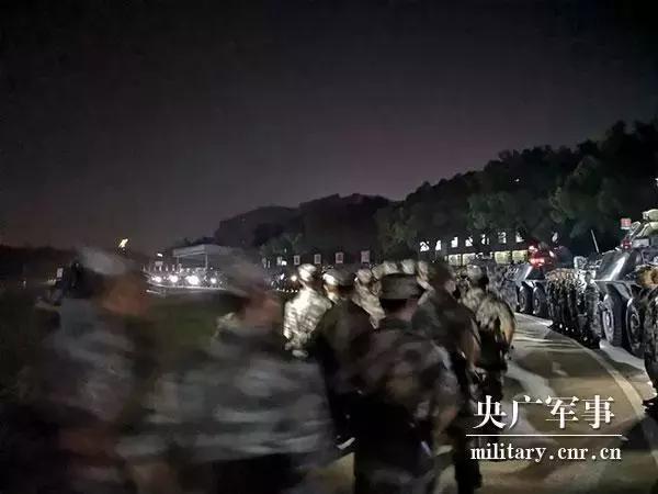 国防部发声解放军采取行动,解放军又有大动作