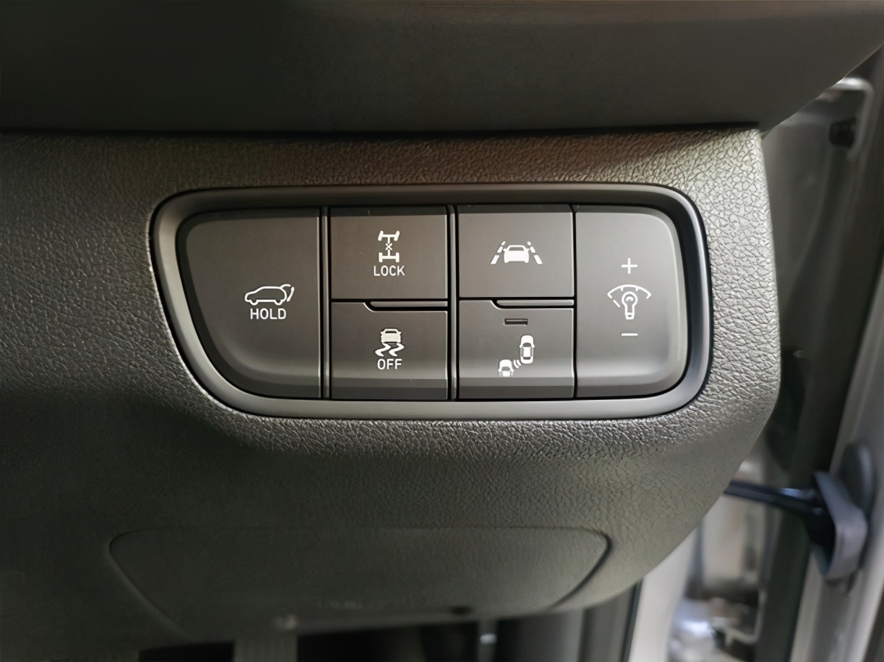 2010现代圣达菲2.4排量7座,现代圣达菲2.7图片