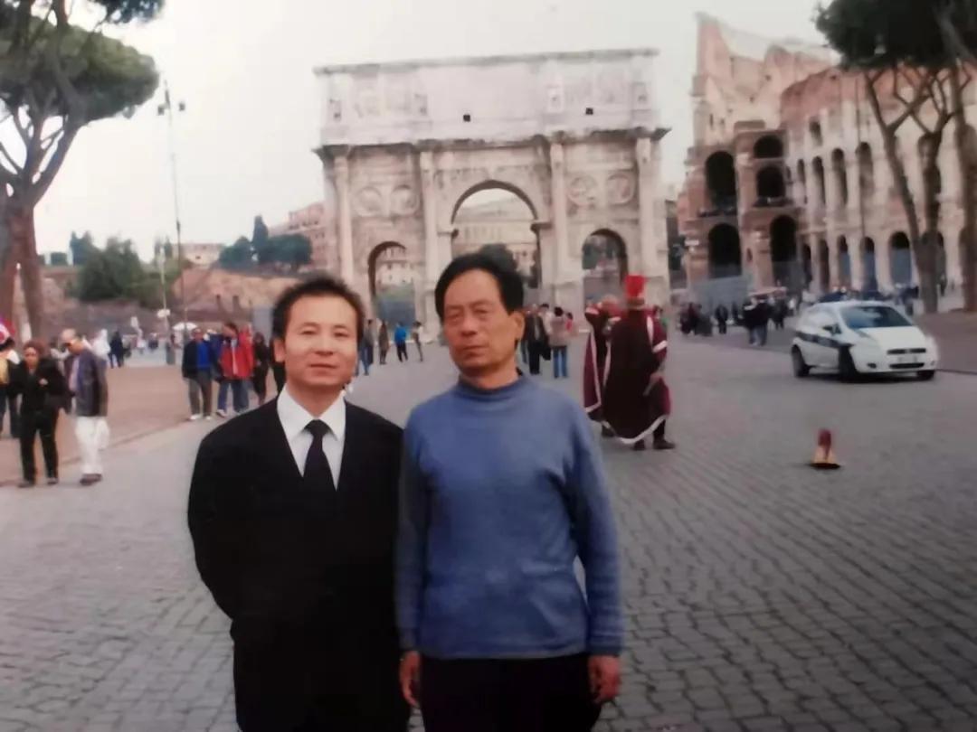 长成的华山.托就的佛