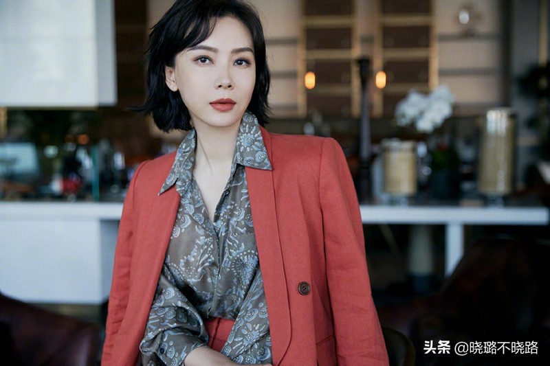 中年妈妈减龄发型短发,哪种发型适合中年女性比较减龄呢