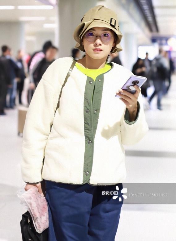 万茜憨憨,万茜耍帅