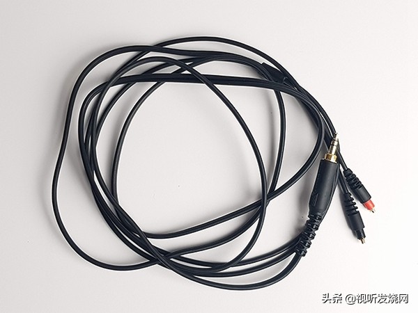 舒尔AONIC系列入耳式耳机评测,舒尔降噪头戴耳机40与50区别