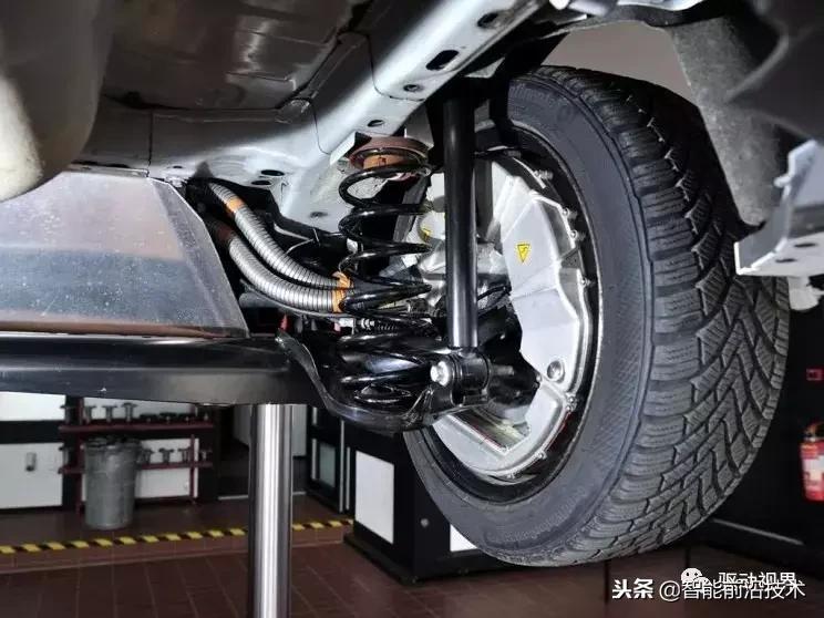 轮毂驱动与轮边驱动区别,轮毂电机与轮边电机