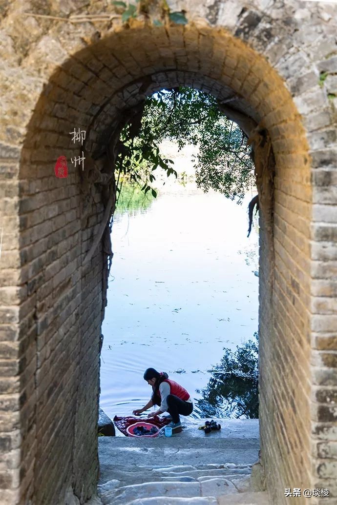 手里拿的不是大刀?最有文化的关二爷竟然藏在个古镇里