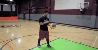 篮球新手怎样提高投球命中率,篮球技巧收藏夹