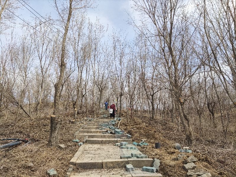 乌鲁木齐免费玩的地方运动场地,乌鲁木齐游玩适合烧烤的地方