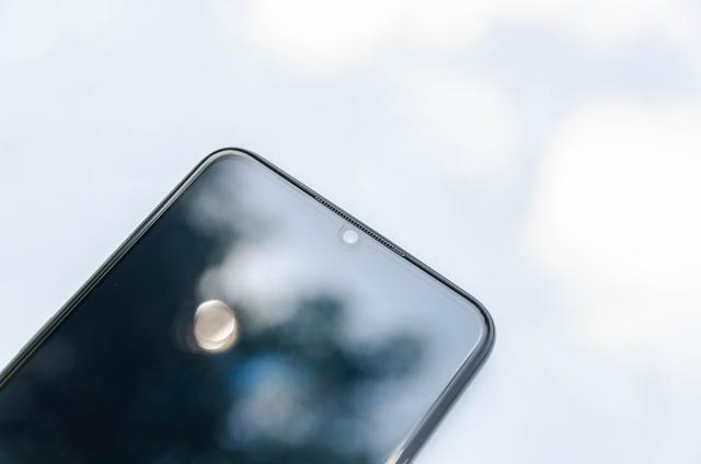 vivoz5手机值得入手吗,vivoz5现在还值得买吗