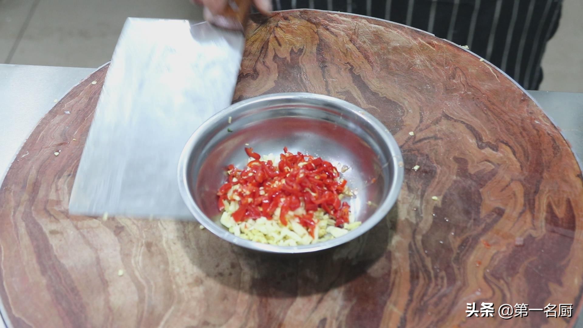 豆腐这样做筋道入味超下饭,豆腐这样做超级下饭