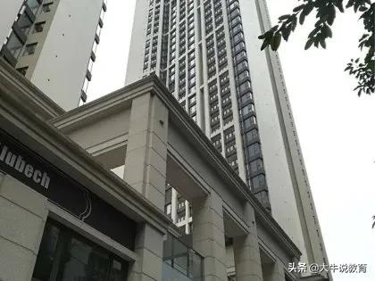 人和街小学旁的楼盘,人和街小学现房