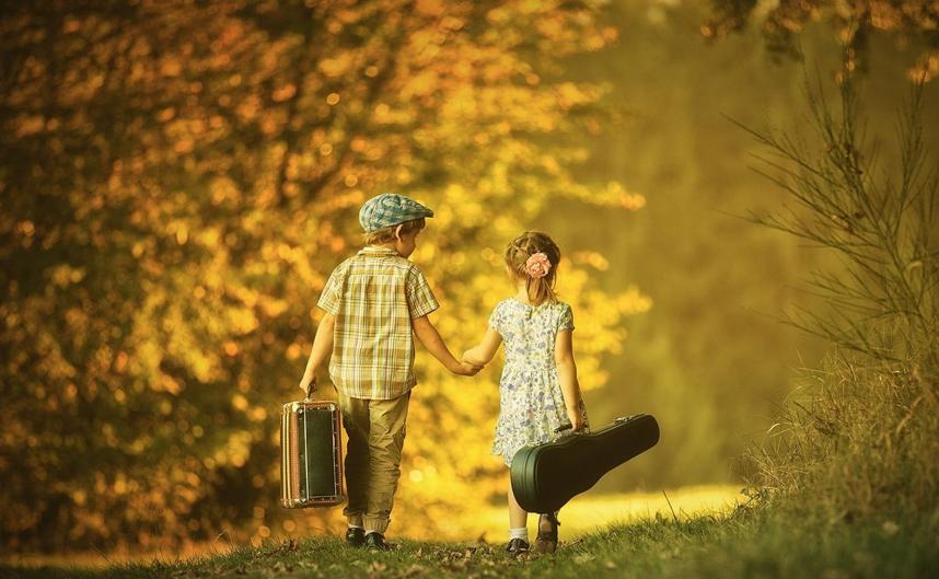 “妈妈，我喜欢同桌”，孩子到“异性好感期”，家长应该如何应对