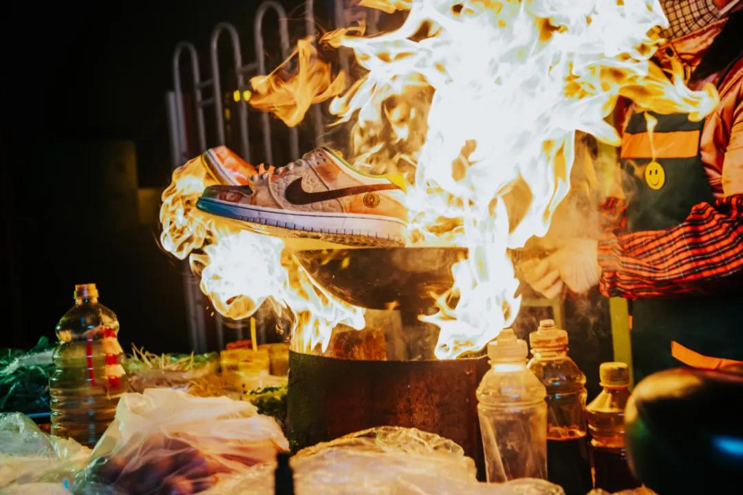 从台前到幕后，四位业内人士带你解析这双食神DunkSB