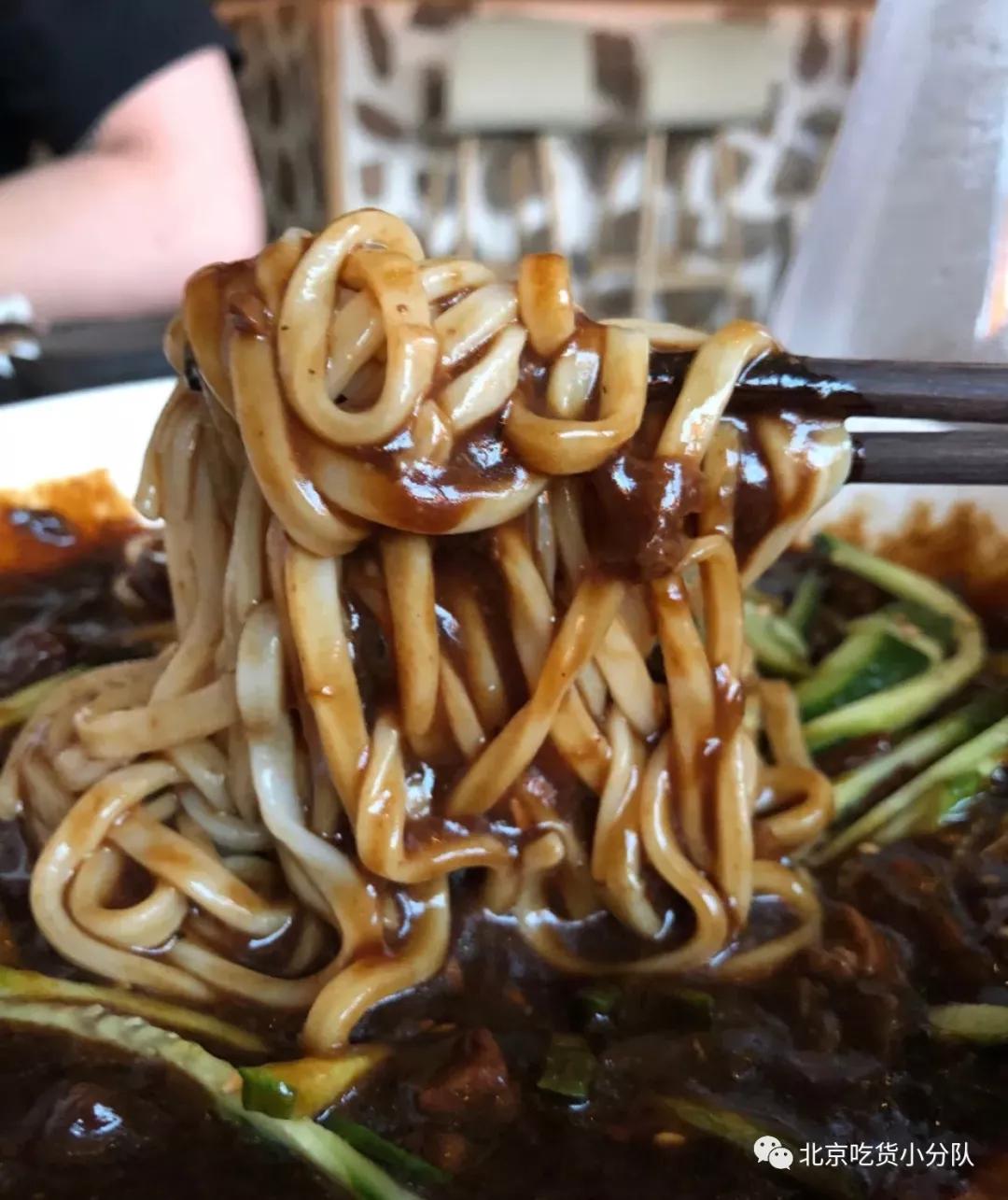 南京超火韩餐,三里屯上菜韩餐