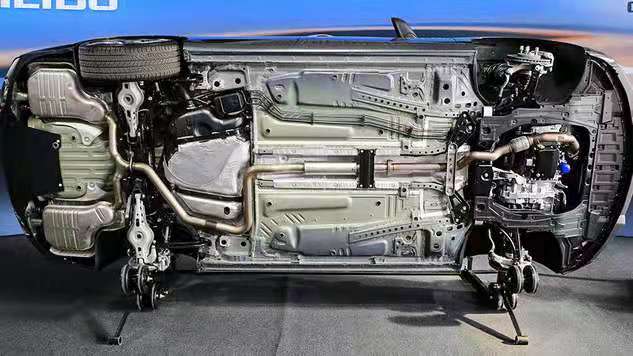 b级车底盘最良心的轿车,b级轿车哪款底盘最高