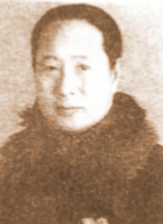 年轻的寡妇嫁给锅炉工,40岁锅炉工娶老婆