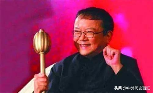 王刚鉴宝误砸1500万全集,王刚砸烂1500万古董后还鉴宝吗