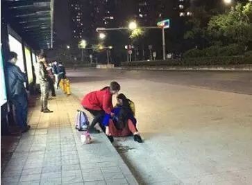 虽然她是在鄙视，不过我突然有了个大胆的想法