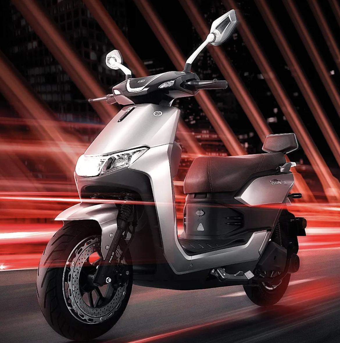 2款高性能的电摩,两轮电摩续航最长排名