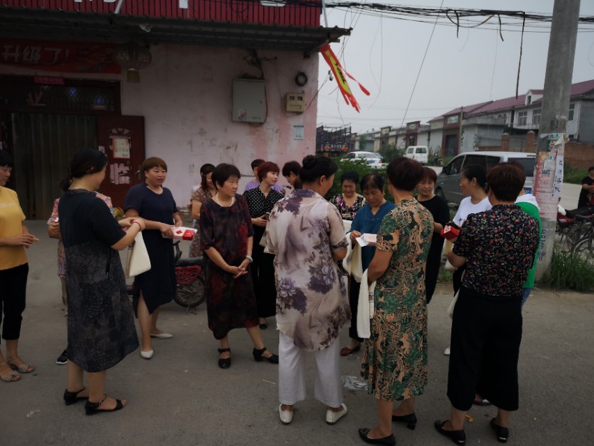 20一盒的玉溪好抽吗,抽25一包玉溪烟人多吗