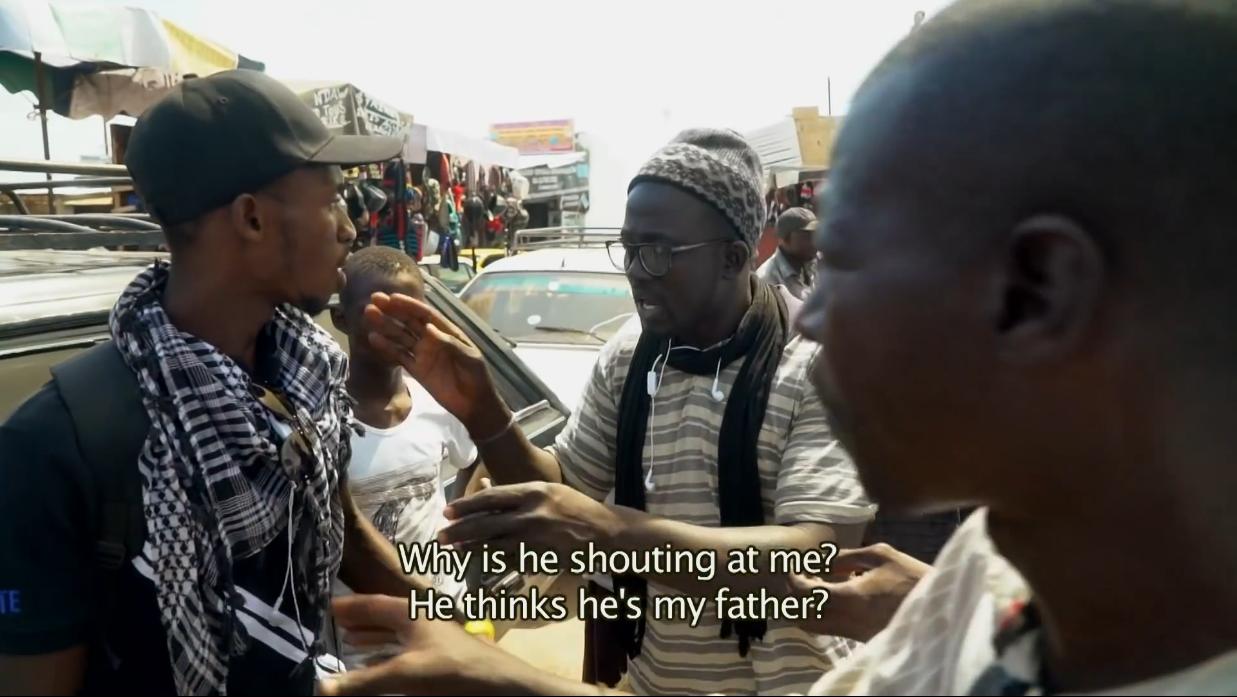 非洲小哥淘来法国二手车开出租，280公里只要47元，但要开12小时