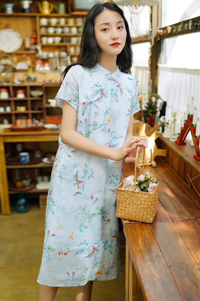 穿苎麻大气从容之美,穿一袭香云纱尽显古典韵美