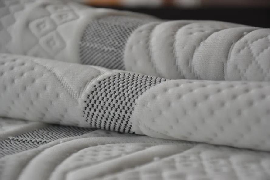 乳胶床垫上车误区多，这些陷阱需躲避